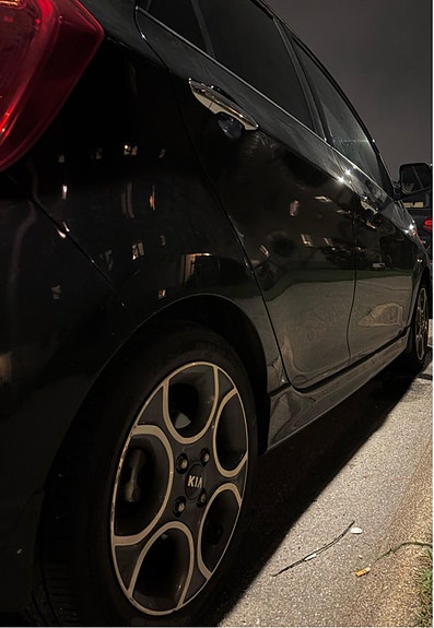 Kia Picanto 3 of 5