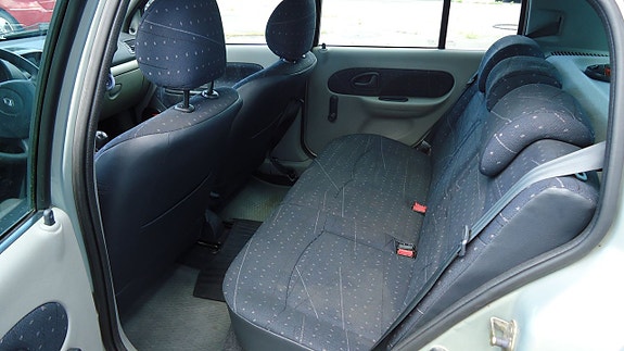 Renault Clio 14 of 19