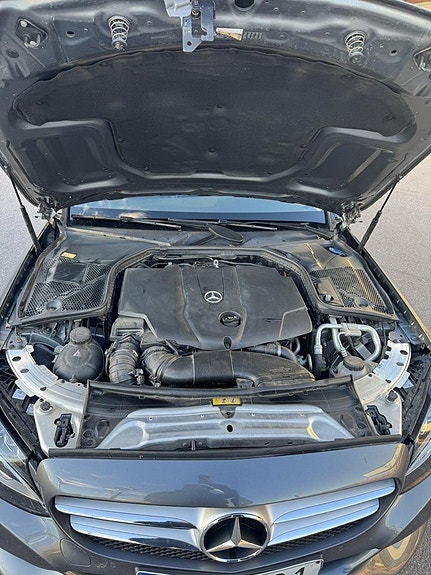 Mercedes-Benz C220 d 5 of 6