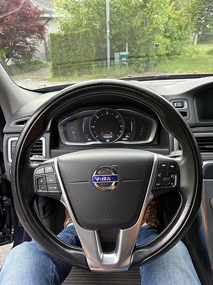 Volvo XC70 5 of 7