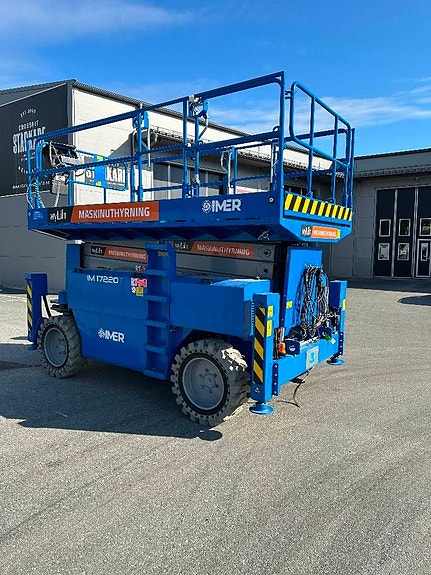 Imer 17220 – 100% eldriven saxlift med 19 meters arbetshöjd 3 of 11