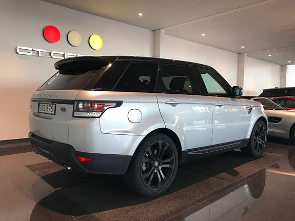 Land Rover Range Rover Sport 4 of 5