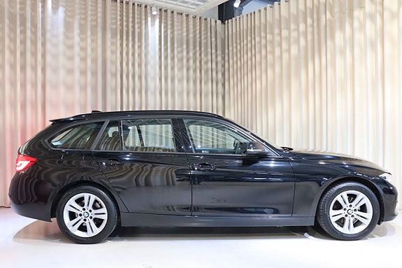 BMW 320 2 of 27