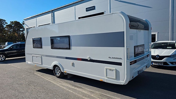 Adria Adora 613 PK *MYCKET VÄLUTRUSTAD *Förtält Penta 3 of 24