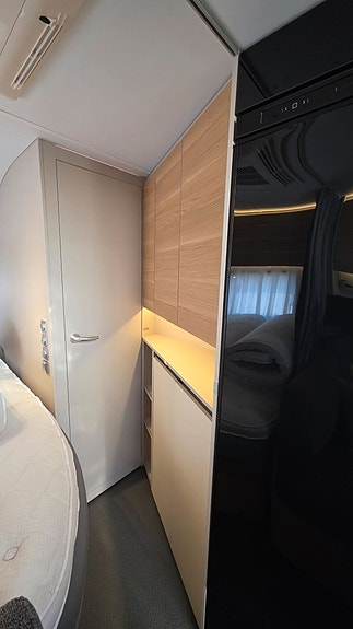 Adria Adora 613 PK *MYCKET VÄLUTRUSTAD *Förtält Penta 12 of 24