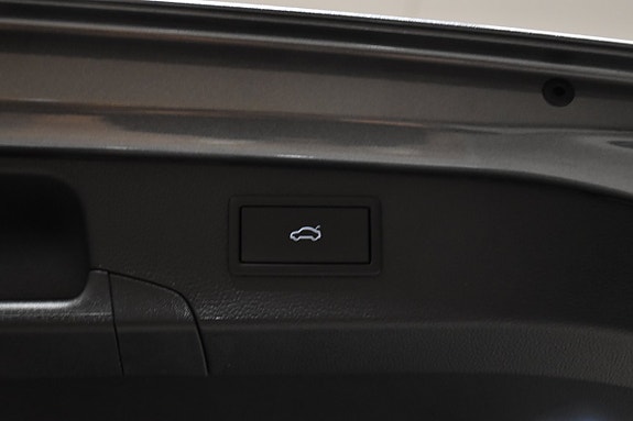 Volkswagen Passat 29 of 29