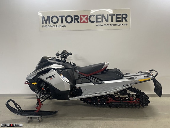 Ski-Doo MXZ XRS 850 E-TEC *SAS-dämpning