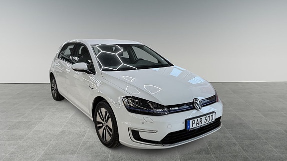 Volkswagen e-Golf VII 3 of 15