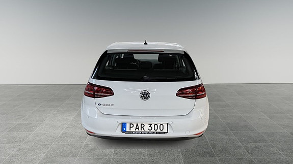 Volkswagen e-Golf VII 6 of 15