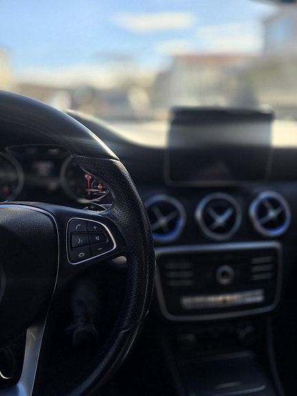 Mercedes-Benz 180 5 of 9