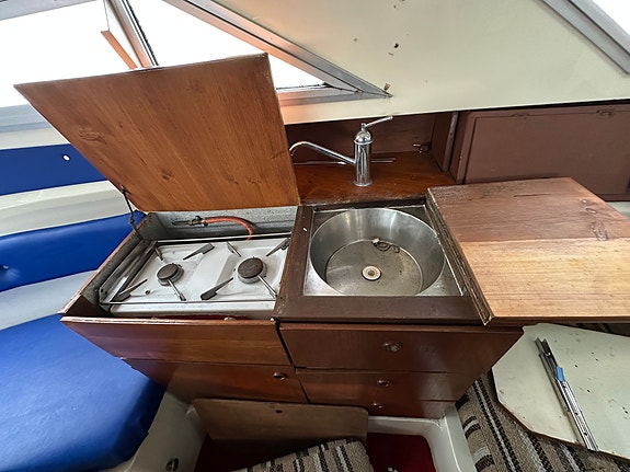 Fairline Holiday 4 of 7