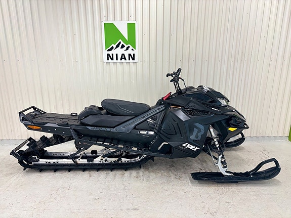 Lynx Boondocker 3900 600R