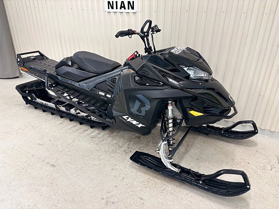 Lynx Boondocker 3900 600R 2 of 7