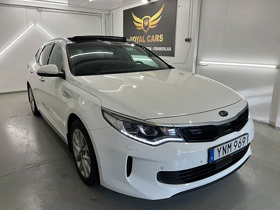 Kia Optima 2 of 27