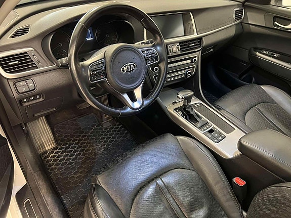 Kia Optima 18 of 27