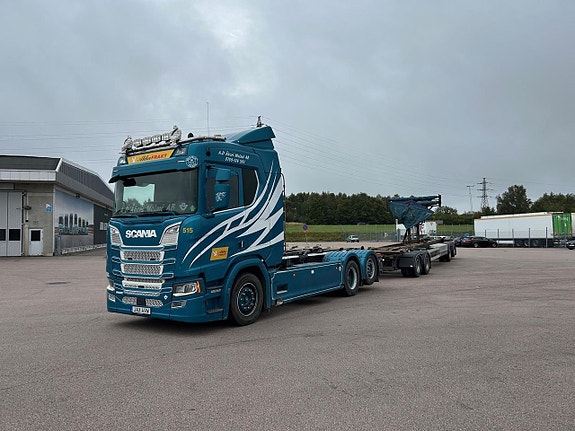 Scania R-serie R520, HIAB LVX.