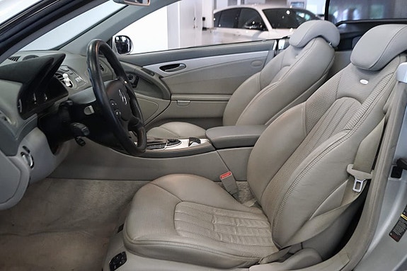 Mercedes-Benz SL55 11 of 11