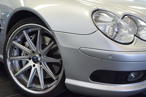 Mercedes-Benz SL55 2 of 5