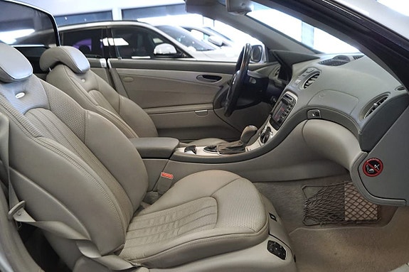 Mercedes-Benz SL55 7 of 11