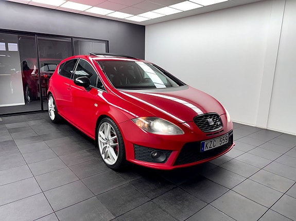 Seat Leon 3 of 5