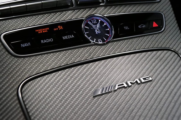 Mercedes-Benz E63 19 of 30