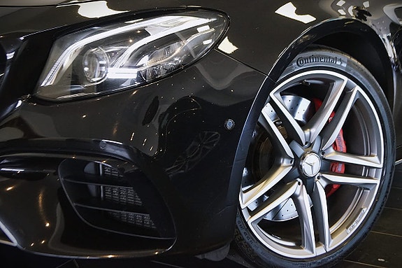 Mercedes-Benz E63 29 of 30