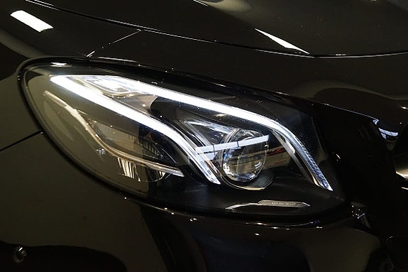 Mercedes-Benz E63 6 of 30