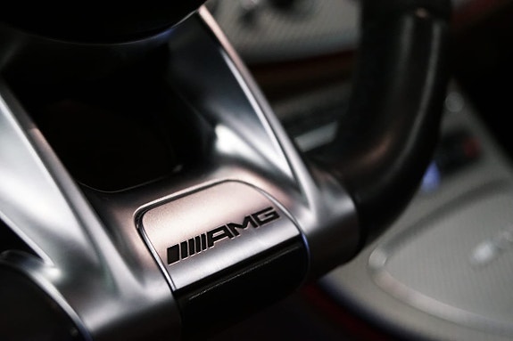 Mercedes-Benz E63 13 of 30