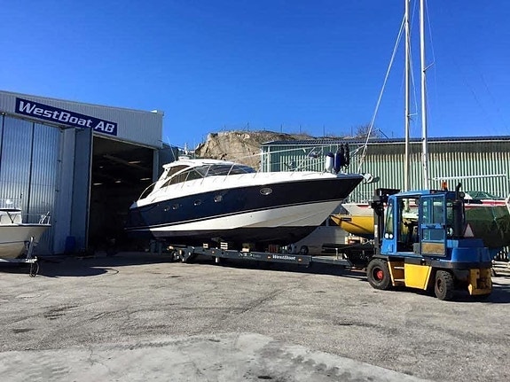 Vinterförvaring båt, motorbyte, försäkringsarbeten,