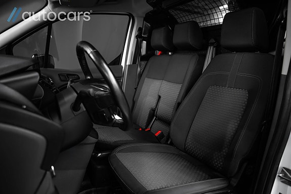Ford Transit Connect 26 of 30