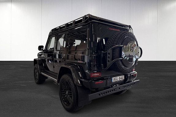 Mercedes-Benz G63 3 of 5
