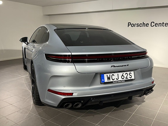 Porsche Panamera 4 6 of 13