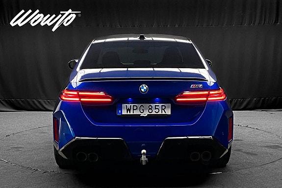 BMW M5 6 of 26