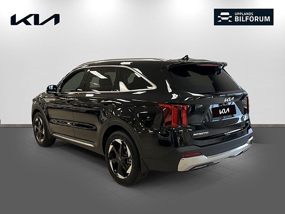 Kia Sorento 6 of 21