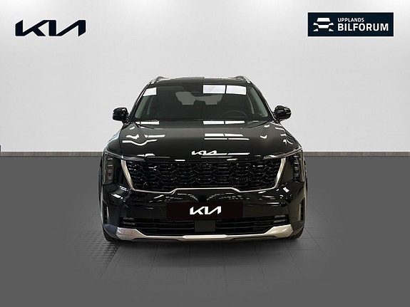 Kia Sorento 2 of 21