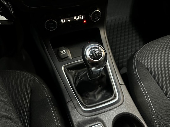Mercedes-Benz B180 13 of 15
