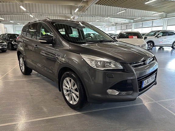 Ford Kuga 2 of 5