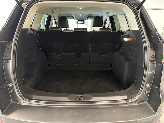 Ford Kuga 5 of 5