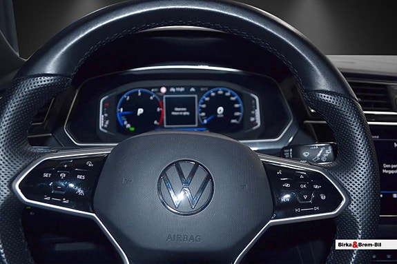 Volkswagen Tiguan 9 of 12