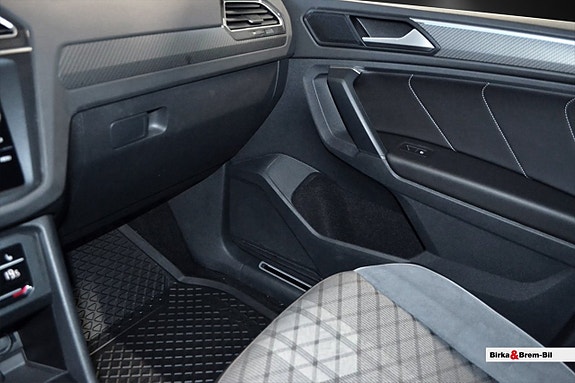 Volkswagen Tiguan 11 of 12