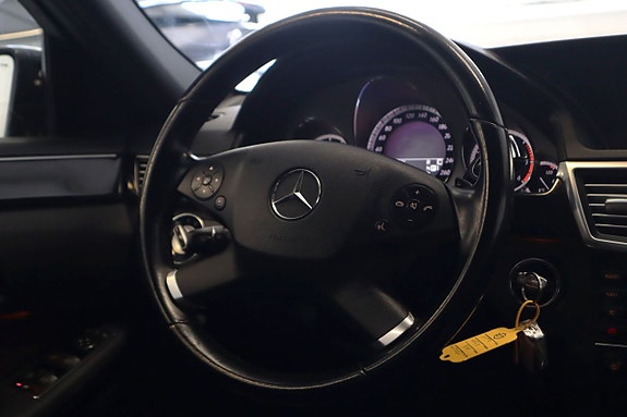 Mercedes-Benz E350 10 of 18