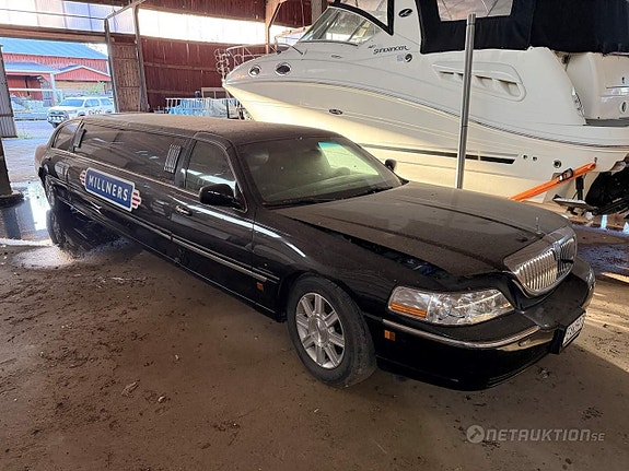 Lincoln Town Car