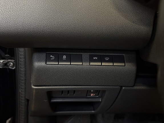 Peugeot 3008 15 of 23