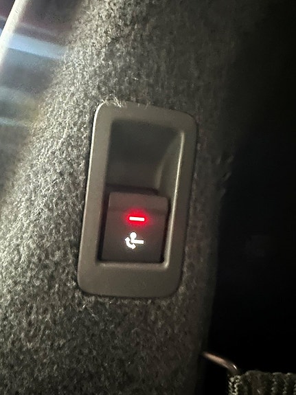 Audi A8 26 of 27