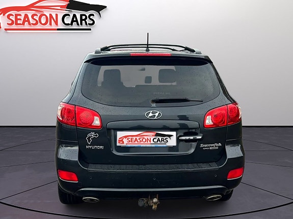 Hyundai Santa Fe 8 of 9