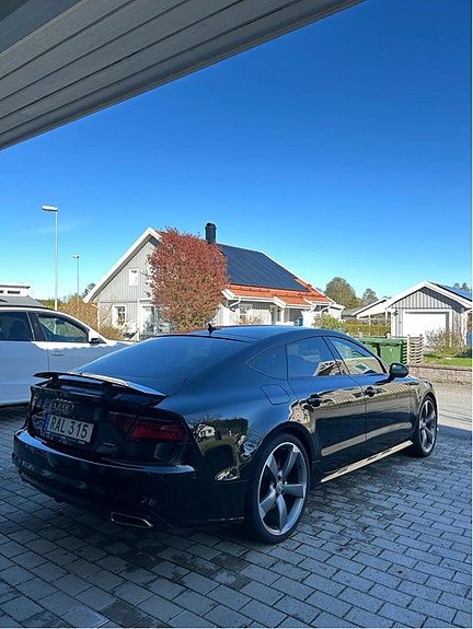 Audi A7 2 of 5
