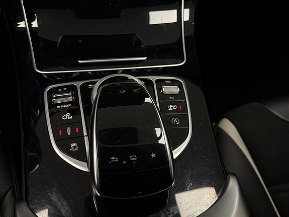 Mercedes-Benz C - 21