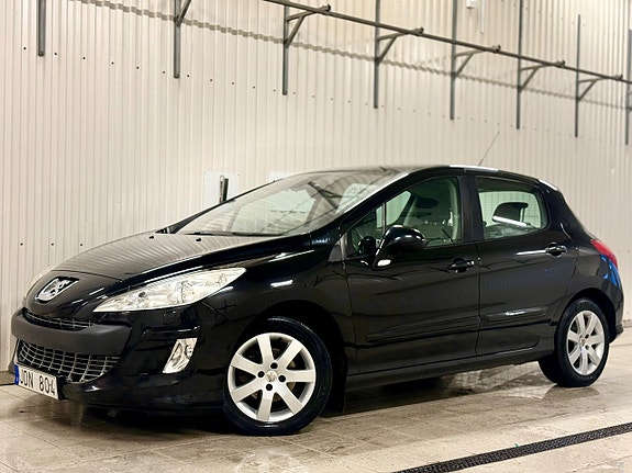 Peugeot 308 2 of 18
