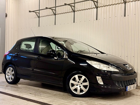 Peugeot 308 7 of 18