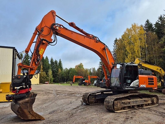 Hitachi ZX 300 LC-6